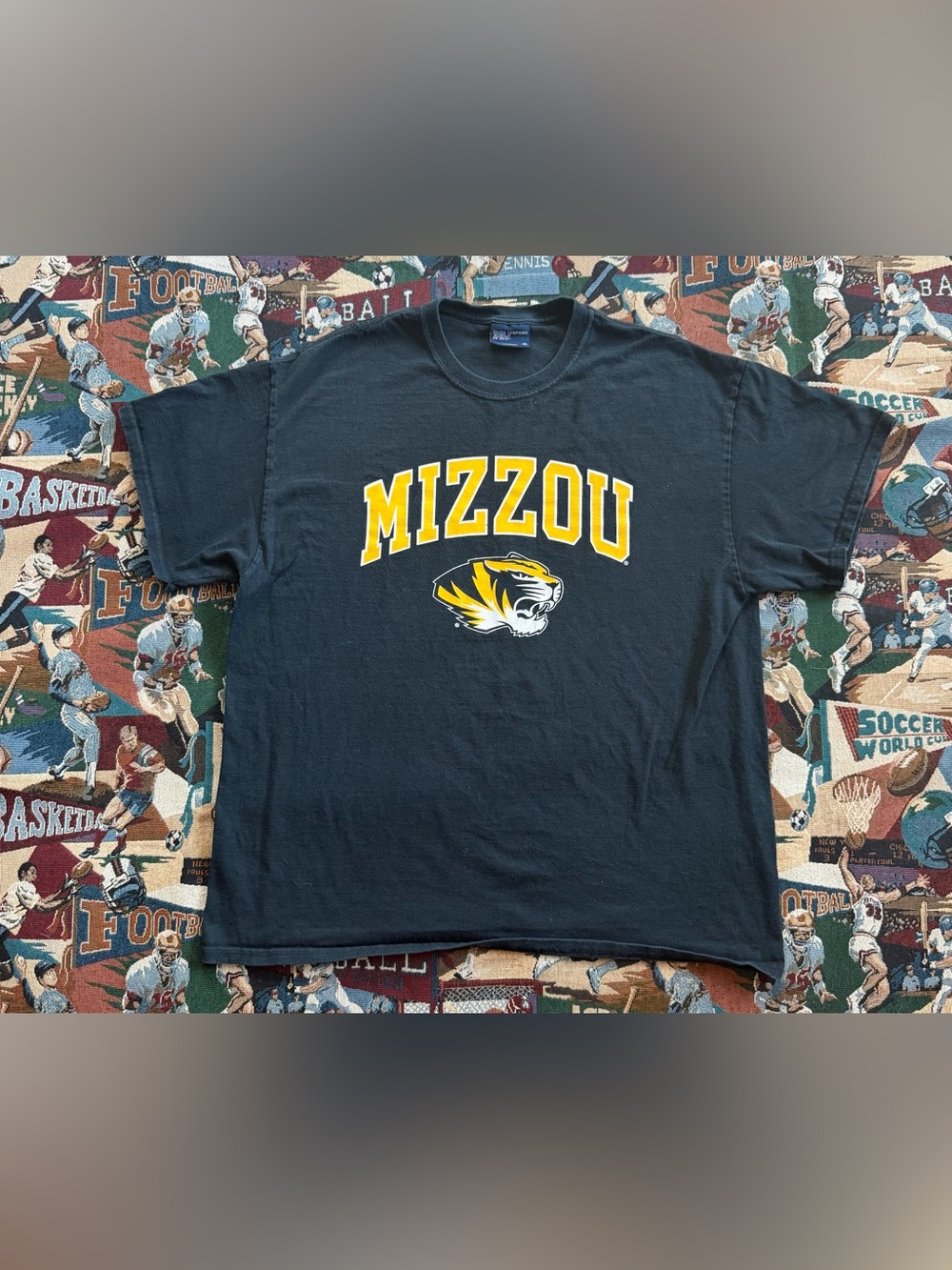 Y2K Vintage Men’s MV Sport University of Missouri Tigers Black Graphic T-shirt